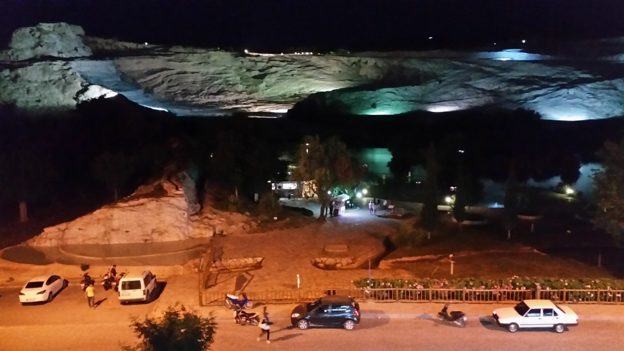 Sahin Hotel